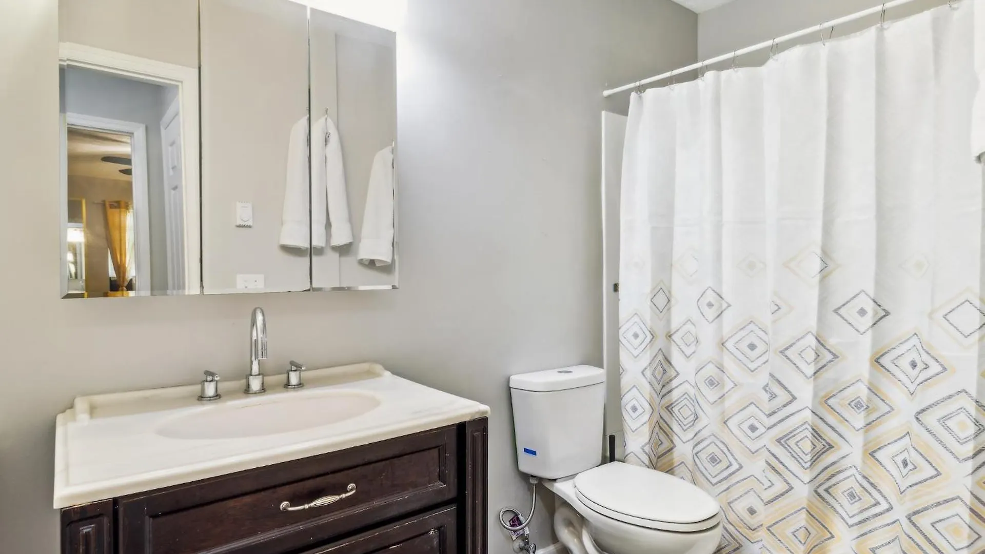 Cozy Nashville Condo - Pets Welcome, Free Park 0*,  USA