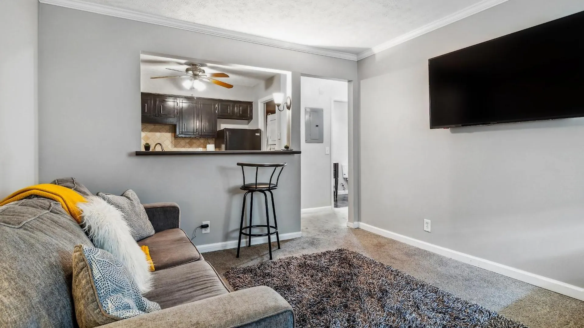 Cozy Nashville Condo - Pets Welcome, Free Park