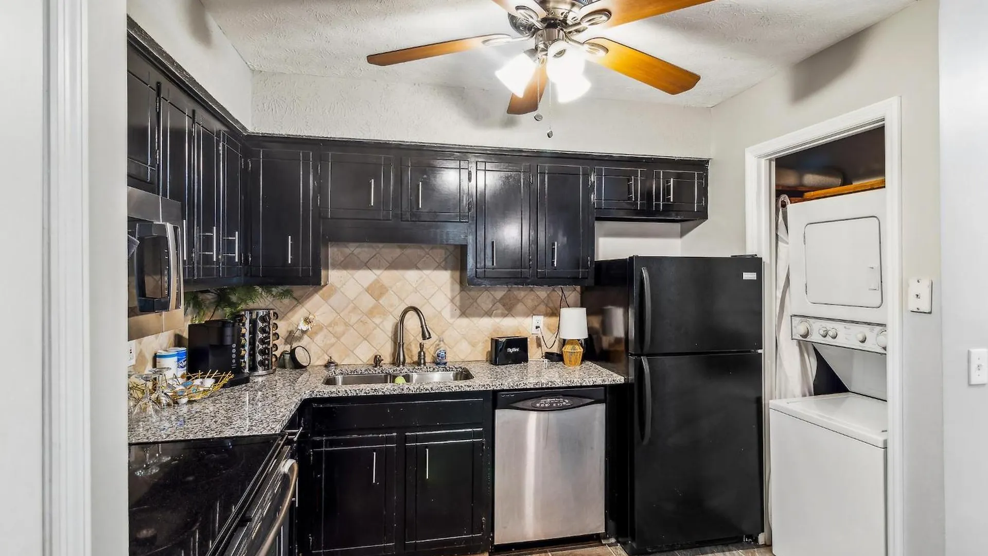Cozy Nashville Condo - Pets Welcome, Free Park