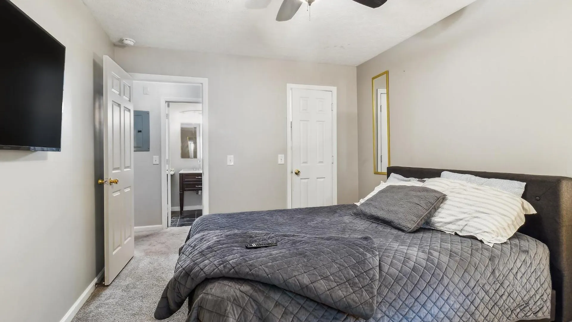 Cozy Nashville Condo - Pets Welcome, Free Park